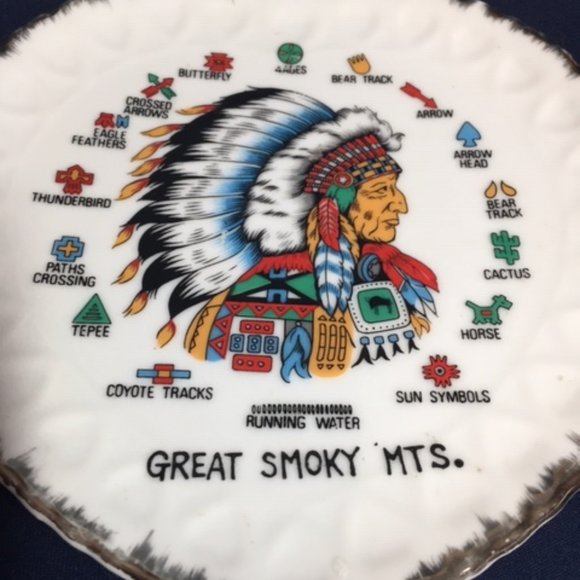 Vintage Smoky Mtns. Native American Symbols Souvenir Plate 7" - Picture 6 of 10
